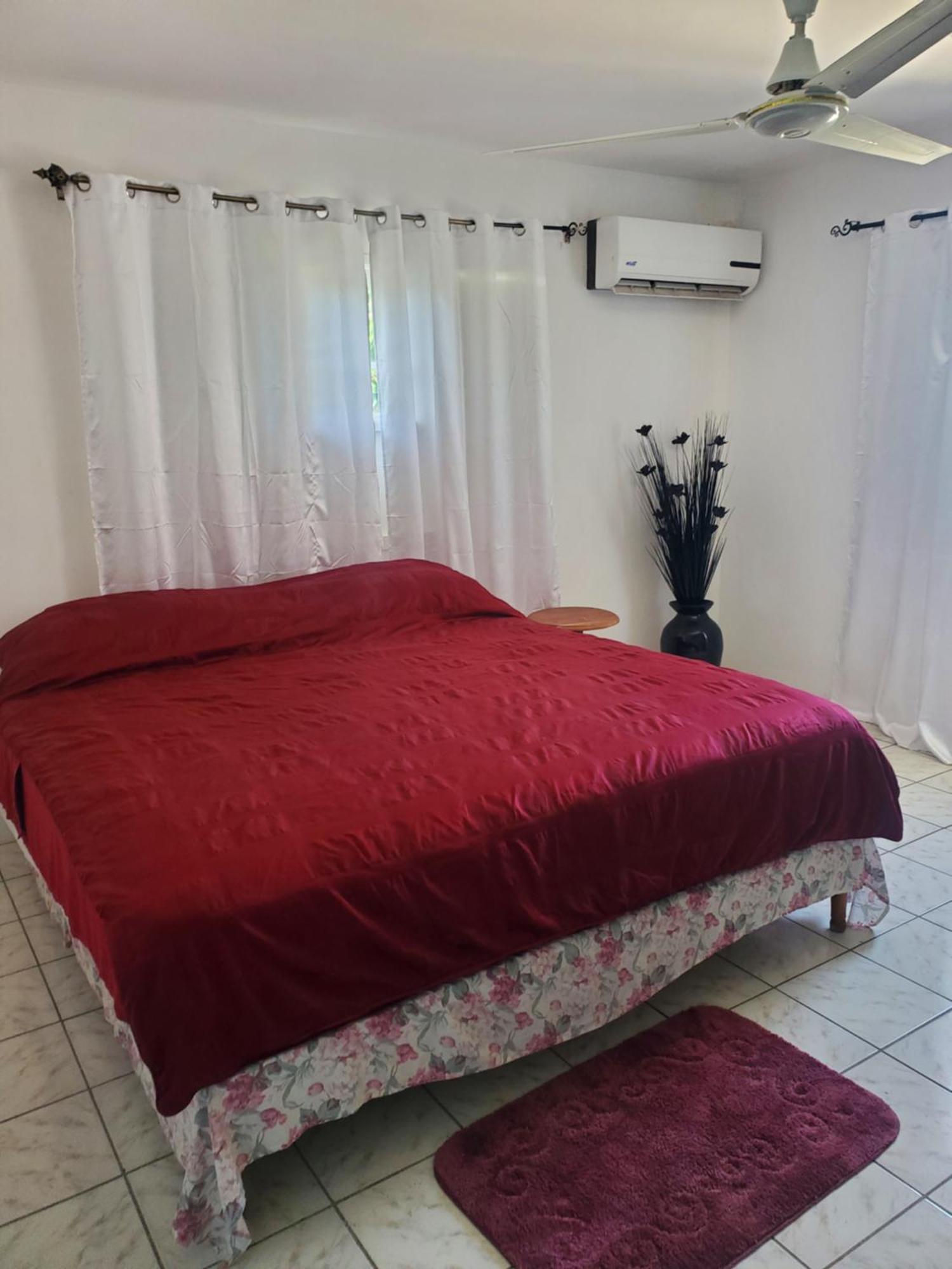 Evelin'S On The Beach Montego Bay Exterior foto